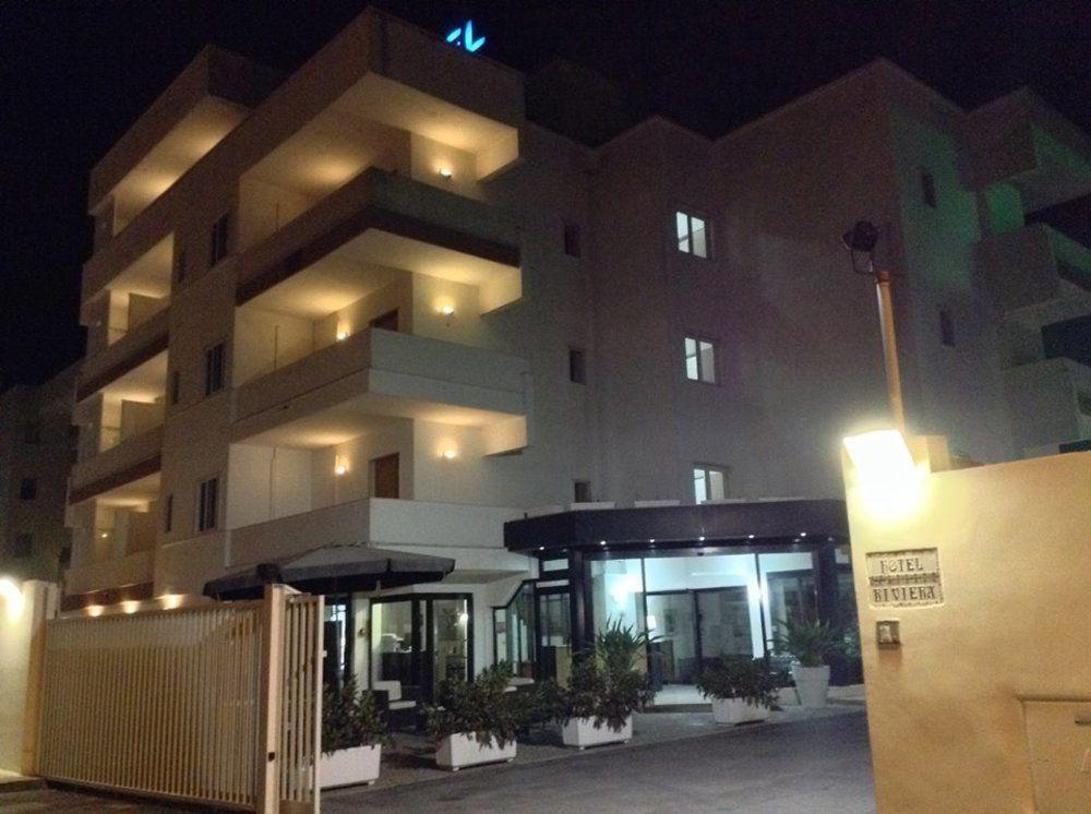 Hotel Riviera บารี ภายนอก รูปภาพ