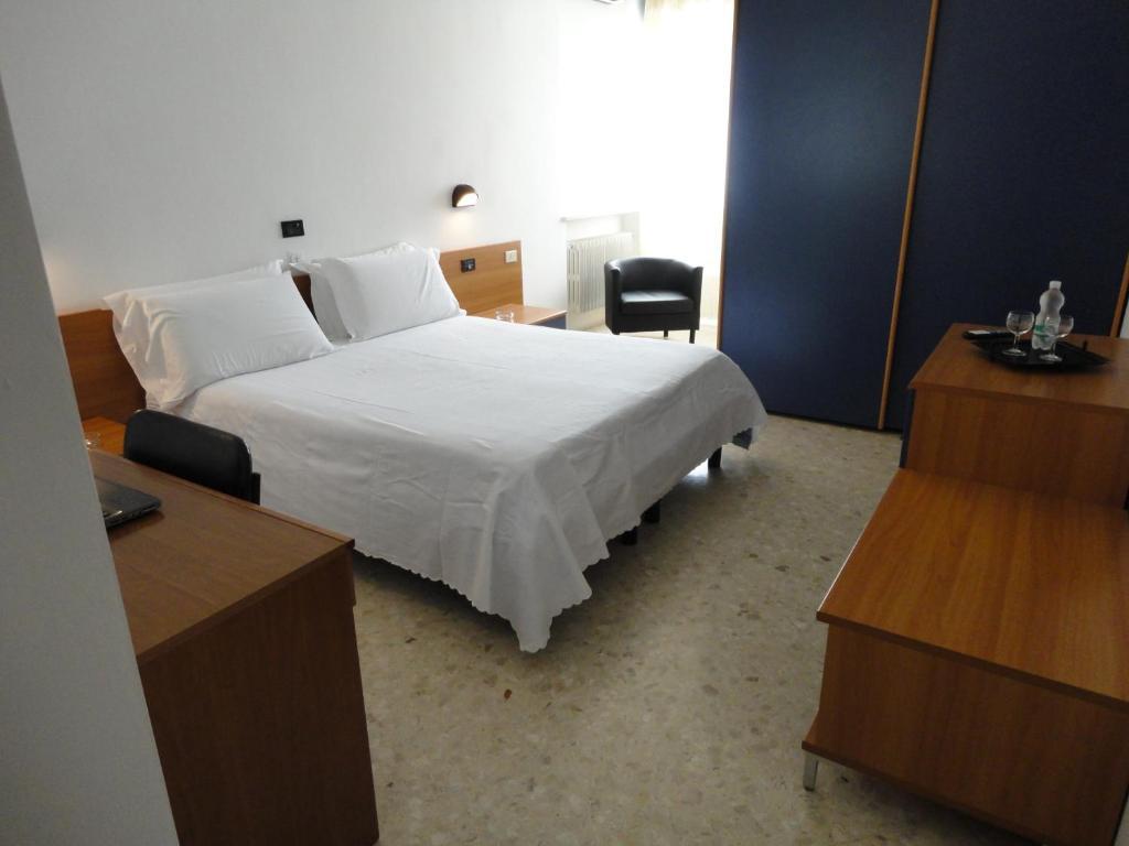 Hotel Riviera บารี ห้อง รูปภาพ